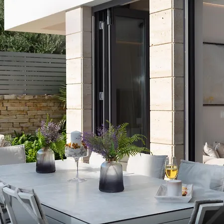 Four Seasons Villas, Zadar - Heated Pool & Jacuzzi Vrsi