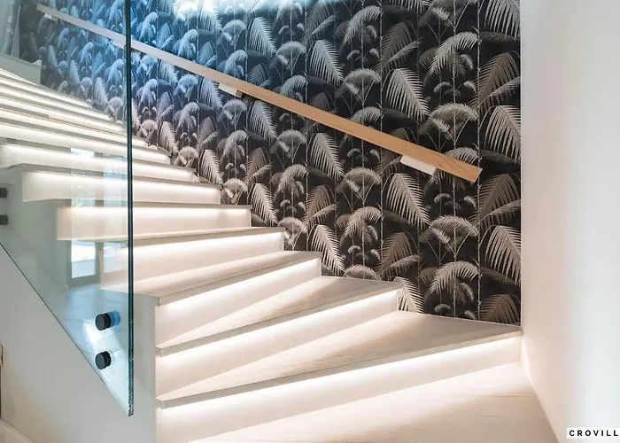 Four Seasons Villas, Zadar - Heated Pool & Jacuzzi *