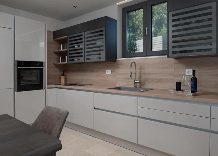 Villa Four Seasons Villas, Zadar - Heated Pool & Jacuzzi