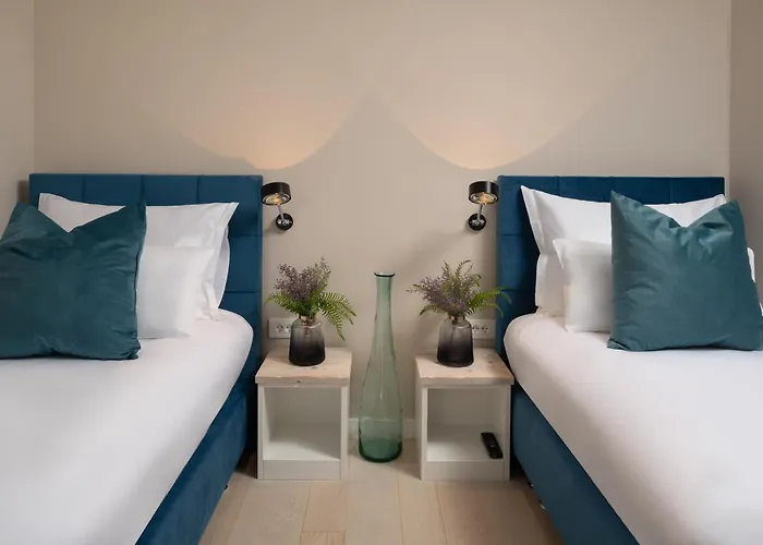 Willa Four Seasons Villas, Zadar - Heated Pool & Jacuzzi *