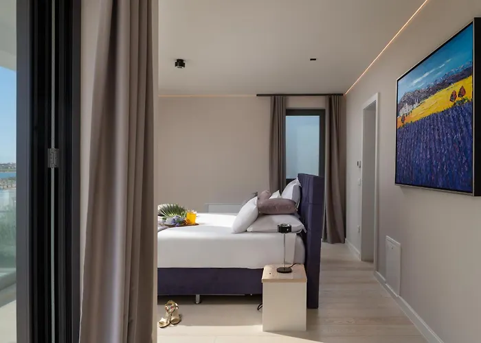 Willa Four Seasons Villas, Zadar - Heated Pool & Jacuzzi *