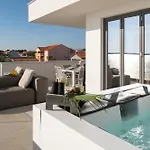 Four Seasons Villas, Zadar - Heated Pool & Jacuzzi