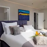 Villa Four Seasons Villas, Zadar - Heated Pool & Jacuzzi *