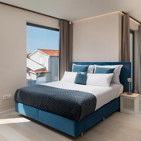 Four Seasons Villas, Zadar - Heated Pool & Jacuzzi